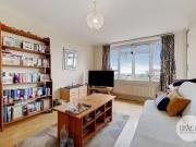 Just in! Flat to rent in Mapesbury Road, Mapesbury,...