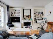 Charming flat Two separate bedrooms Access to the Eiffel...