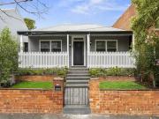 Charming, Fully Refreshed 3 Bedroom Home in a Prime...