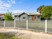 Charming Home Close To CBD