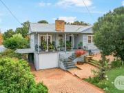 Charming Home in Ideal Location!