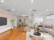 CHARMING HOME IN IDEAL LOCATION For Rent