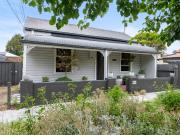 Charming Miners Cottage in Ballarat East Perfect for...