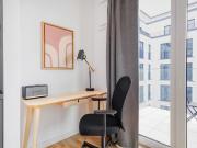 Charming Mitte Studio with Apple Store in building,...