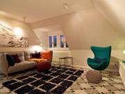 Charming, modern & bright flat in a 1920s villa,...