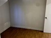 Unique Montrose Unit 2 bedroom den