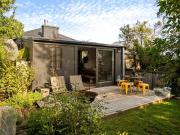 Charming Mountains Cottage with Timeless Character