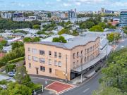 Charming One Bedroom Apartment in the Heart of Red Hill