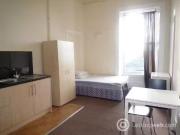 Charming Property to rent in Perth Road, West End,...