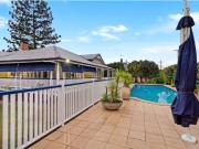 Charming Queenslander Home With Aircon & Pool!