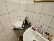 Charming quiet and practical studio 10 min walk to...