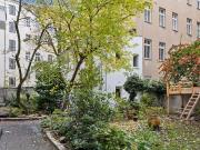 Charming quite studio in a beautiful Berlin Garden...