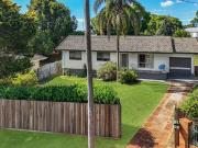 Charming Rangeville Home with Space, Comfort & Privacy...