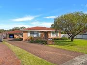 Charming Renovated 2 Bed Villa in Peaceful, Prime... Charming Renovated 2 Bed Villa in Peaceful, Prime...