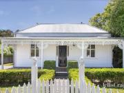 Charming Renovated Cottage on a Generous Allotment Close...