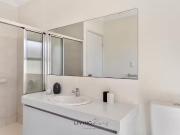 Deal! ROOM 2 Etwell Street, East Victoria Park, WA 6101