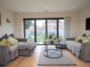 Rental! Semi detached house to rent in Parkway, Dorking RH4