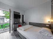 Charming serviced flat in perfect location at Schloßpark...
