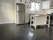 Charming Sherwood Park Bungalow for Rent Open Concept...