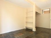 Charming Single Bedroom Granny Flat in The Hills of... Charming Single Bedroom Granny Flat in The Hills of...