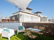 Charming single bedroom in this super bright attic next...