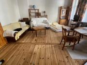 Charming & spacious suite close to city center Business...