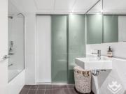 CHARMING SPLIT LEVEL WOOLSTORE FOR RENT