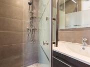 Charming studio near the Champs Elysées, Paris Amsterdam... Charming studio near the Champs Elysées, Paris Amsterdam...