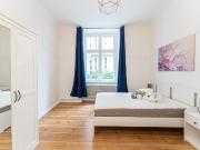 Charming suite conveniently located, Berlin Amsterdam...