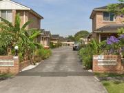 Charming Two Bedroom Villa in a Quiet Street