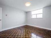 Rental! Unit 2202 70 Park Street East