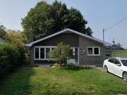 Unique Unit 2 2 134 Melrose Street, Oshawa, Ontario L1H 6Y1