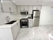 For Rent! Unit 2 2 4376 Alta Court, Mississauga,...