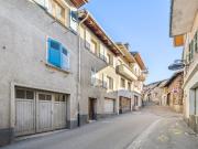 Charming village house to renovate. An authentic...