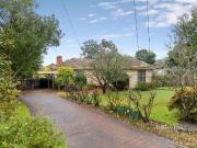 Charming weatherboard home in leafy Tintern precinct