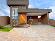 Charmosa Casa em Condomínio de Atibaia !