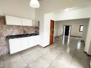 Charmosa casa para alugar no Jardim SÃ£o JoÃ£o Batista...