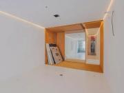 Charmosa casa proximo a rua joaquim antunes