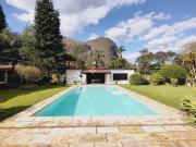 Charmosa ChÃ¡cara em Araras Casa Sede e Grande Terreno...