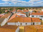 Charmosa moradia em banda com 2 quartos na Aldeia dos...