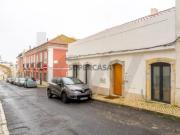 Charmosa moradia T3 reabilitada com Terraço e Rio Tejo...