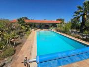 Charmosa Moradia T3 Térrea com Piscina em Moncarapacho,...