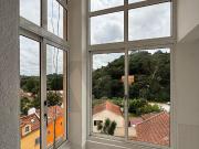 Charmoso Apartamento T3 em Colares