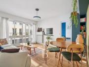 Charonne Deux pièces Dernier étage Ascenseur Gardien