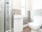 Charrington Street, Camden, London NW1, 4 bedroom flat...