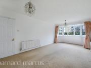 Chartwell Close, Croydon CR0, 2 bed flat to rent, £1,650...