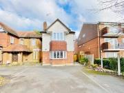 Chase Side, Southgate, 2 Bedroom Flat