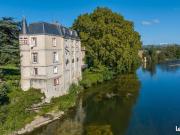 Château 10 pièces 1000 m²