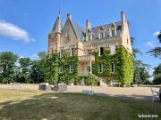 Château 10 pièces 330 m²