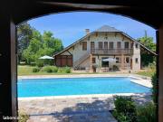 Château 10 pièces 335 m²